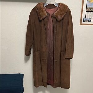 Vintage 1960s Mod Brown Suede Rabbit Fur Collar Women's Trench Coat Sz 10